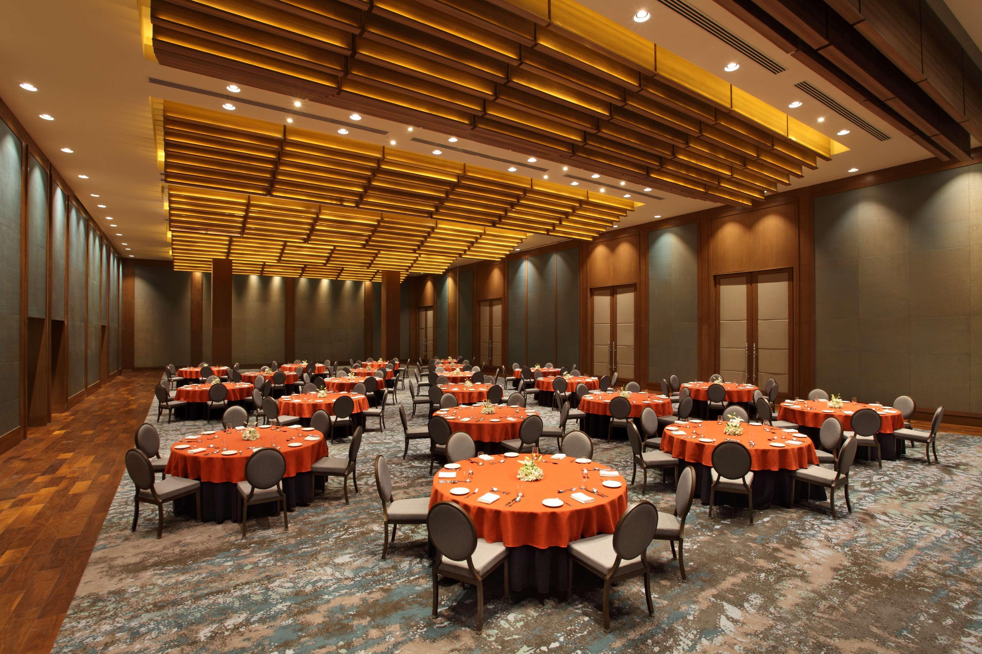 Hyatt Regency Ahmedabad Ξενοδοχείο Εξωτερικό φωτογραφία The ballroom