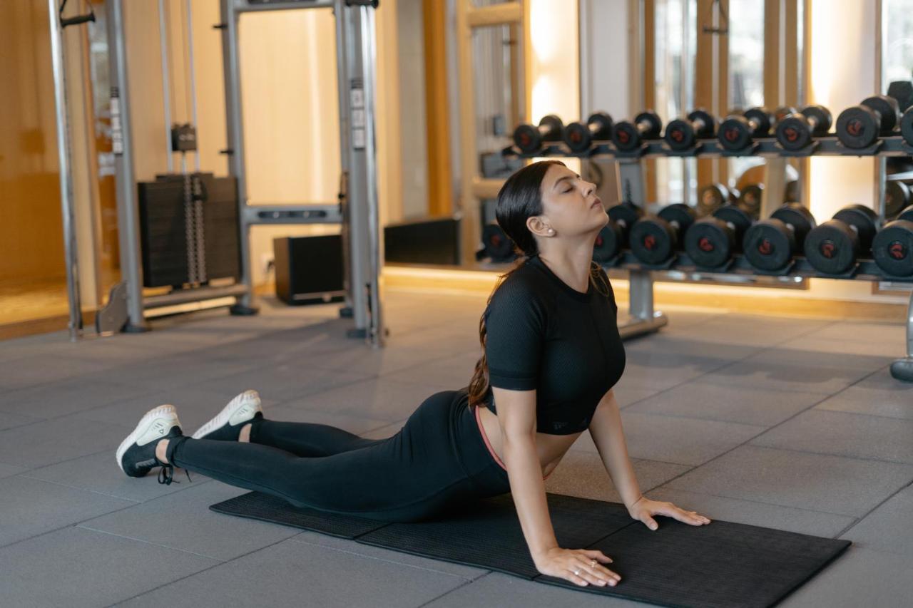 Hyatt Regency Ahmedabad Ξενοδοχείο Εξωτερικό φωτογραφία Bhujangasana