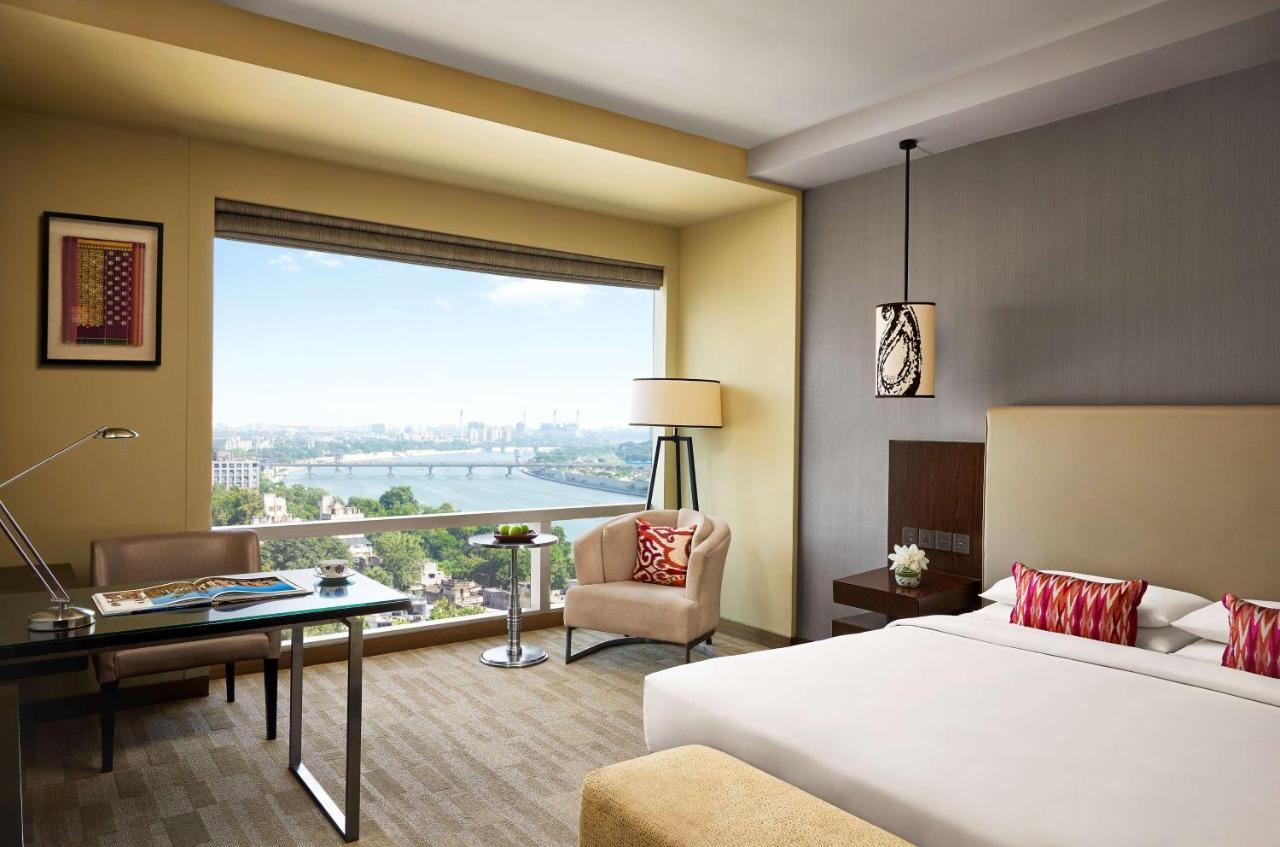 Hyatt Regency Ahmedabad Ξενοδοχείο Εξωτερικό φωτογραφία A room at the Taj Bengal