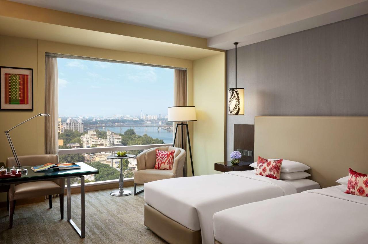 Hyatt Regency Ahmedabad Ξενοδοχείο Εξωτερικό φωτογραφία Deluxe Room